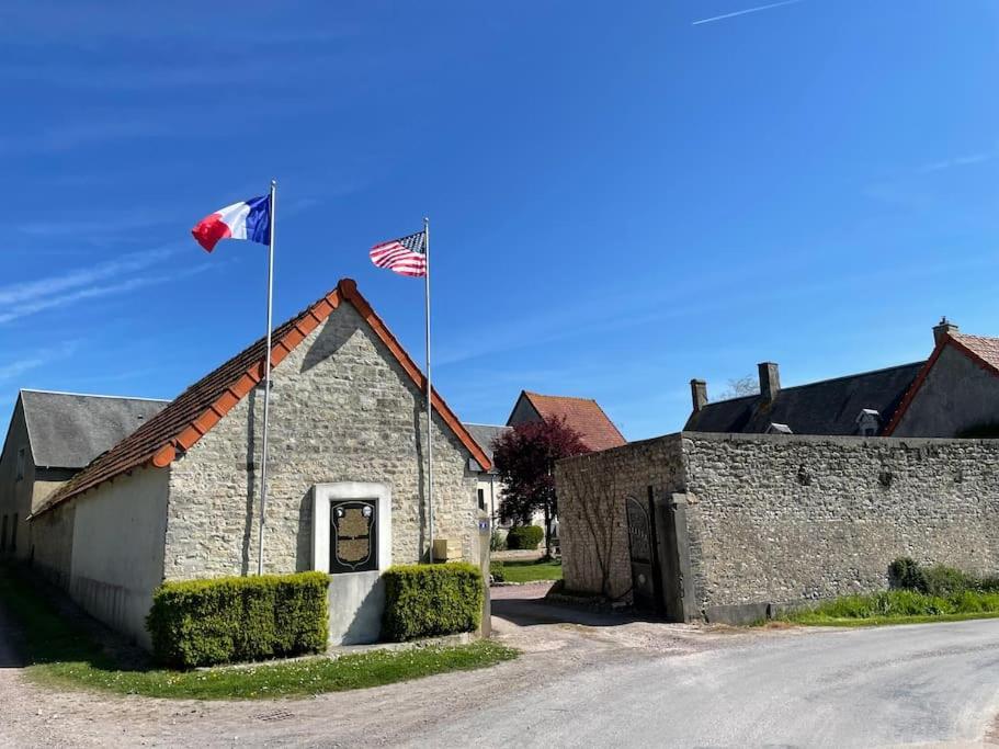 Gite Omaha 3 Etoiles - La Ferme Delaunay Saint-Come-du-Mont Εξωτερικό φωτογραφία